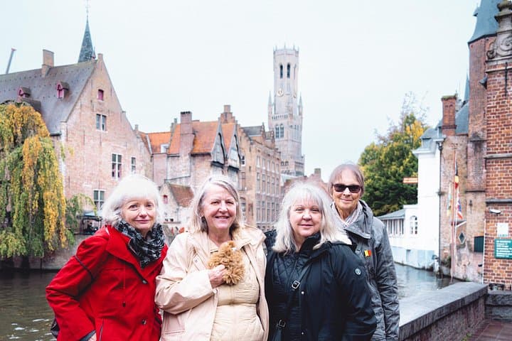 Tour en grupo reducido a Brujas y Gante desde París con degustaciones — foto 2