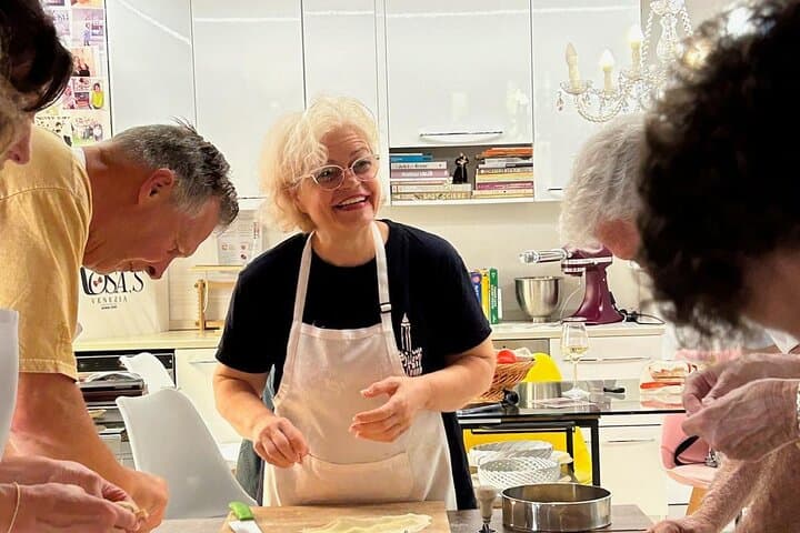 Italienischer Kochkurs in Rosas buntem Zuhause — Foto 2