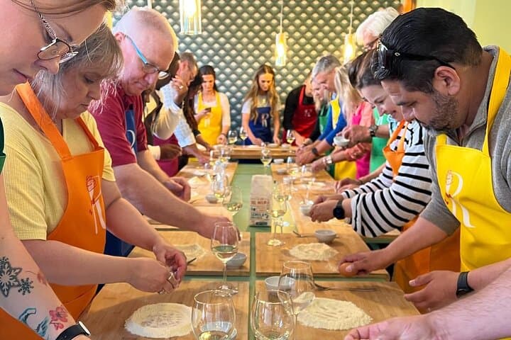 Italienischer Kochkurs in Rosas buntem Zuhause — Foto 3