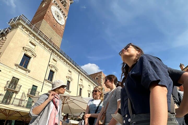 Tour de Comida Callejera y Visita Guiada por Verona — foto 4