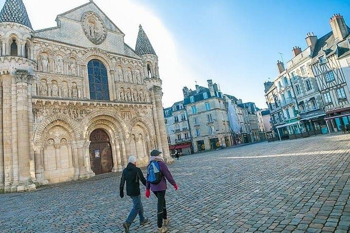 Escape Game Outdoor Poitiers - EN quests DE Légendes — Foto 3