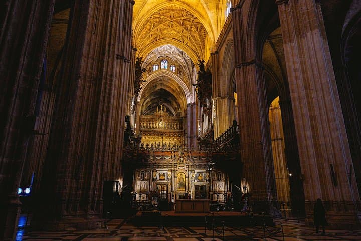 Kleingruppen-Tour zur Kathedrale von Sevilla und zur Giralda — Foto 4