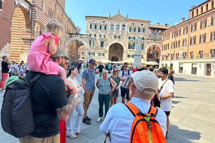 Tour Guiado a Pie por los Principales Atractivos de Verona — foto 5