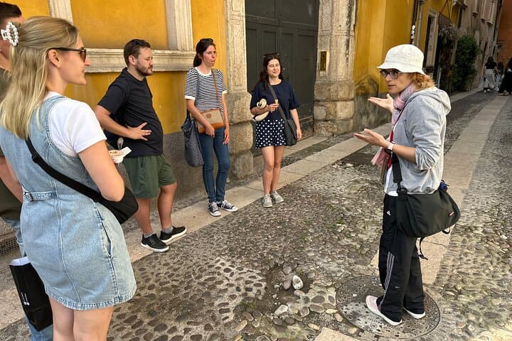 Tour Guiado a Pie por los Principales Atractivos de Verona — foto 2