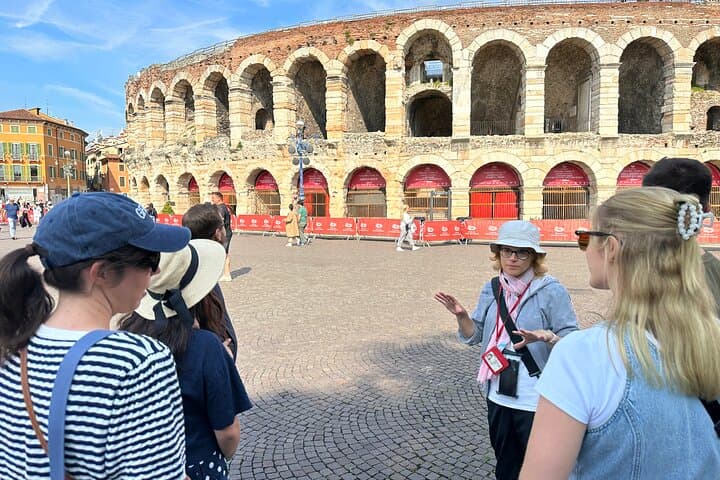 Tour Guiado a Pie por los Principales Atractivos de Verona