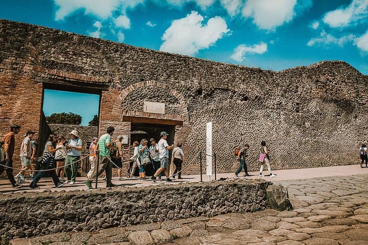 Pompeii Express: Tour Guiado desde Nápoles — foto 3