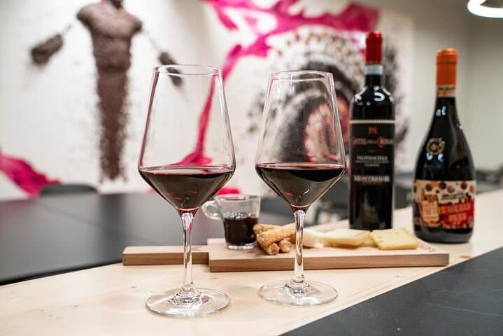 Valpolicella Wein Erlebnis in der Montresor Weinkellerei — Foto 3