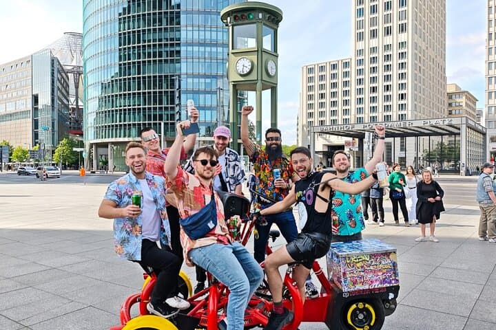 Tour della città in Beer Bike e Party Bike a Berlino