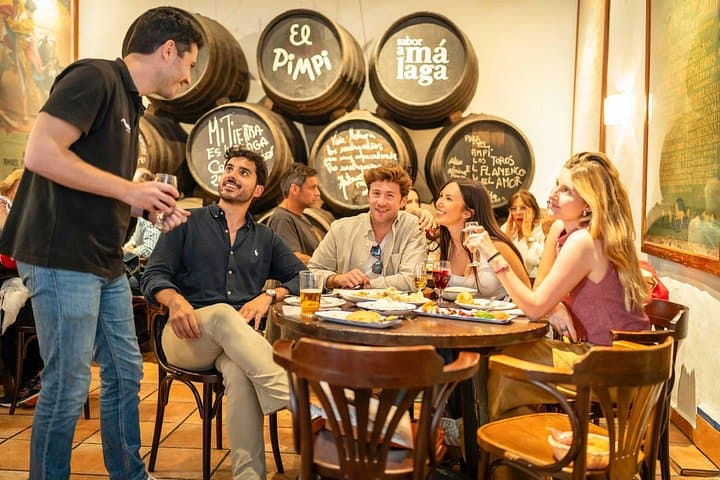 Malaga Private Gastronomietour: Tapas, Wein & Dachterrassen
