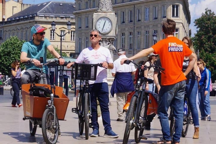Tour Guiado en Bicicleta por Burdeos para Todas las Edades — foto 2