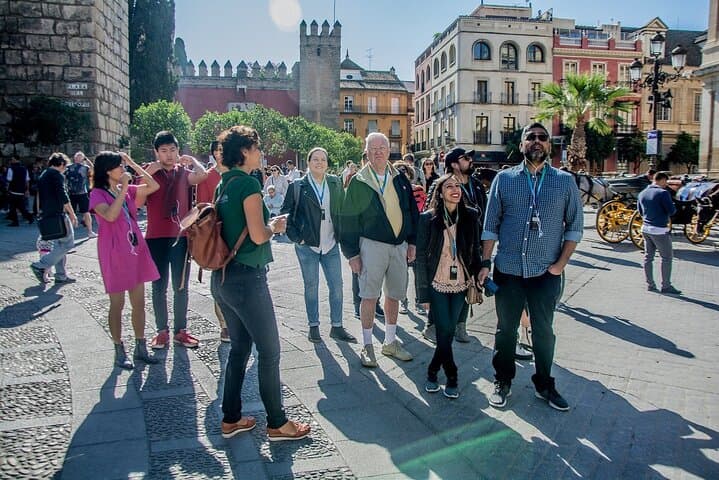 Kleingruppentour in Sevilla: Alcázar, Kathedrale & Giralda