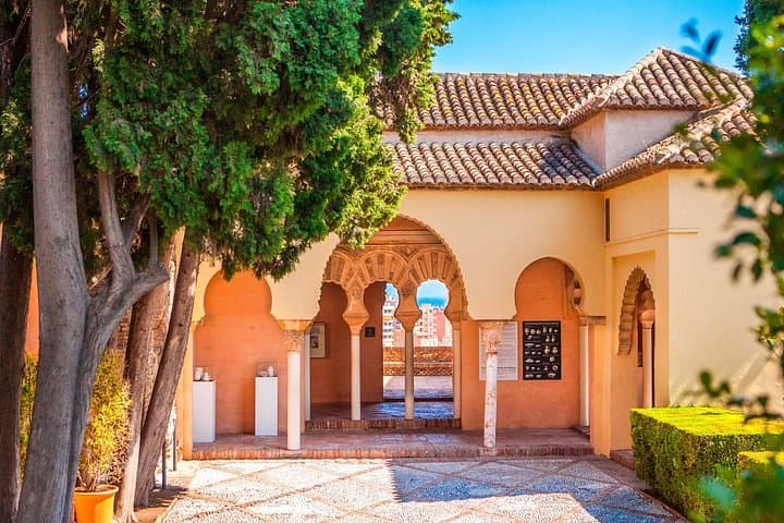 Malaga Stadt Altstadt Rundgang, Alcazaba & Katamaranfahrt — Foto 5