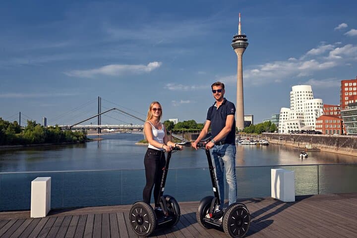 Düsseldorf Segway Tour: Klassisches Stadterlebnis — Foto 4