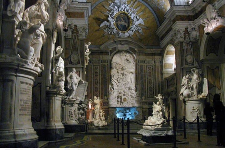 Cappella di Sansevero e il Cristo Velato a Napoli — foto 5
