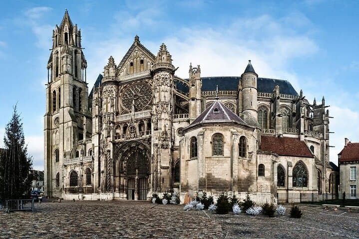 Tour del Château de Compiègne, Pierrefonds e Senlis Medievale — foto 4