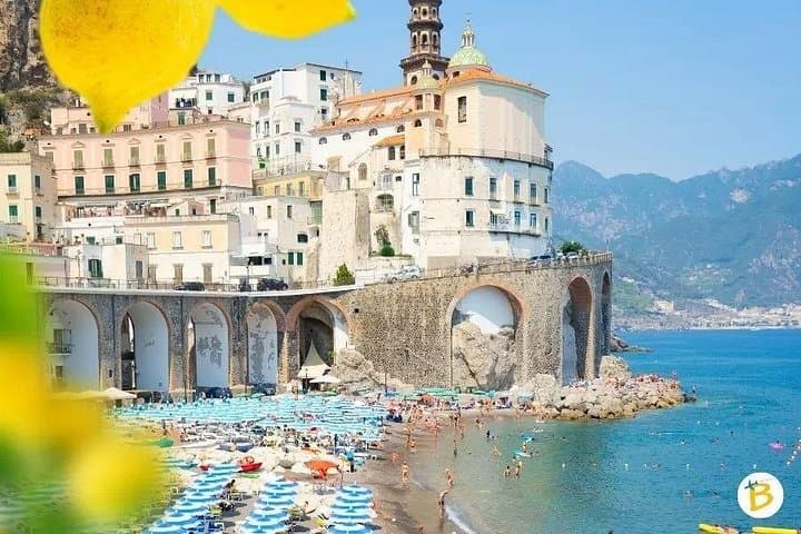 Transfert privé d'Amalfi à Naples — photo 4