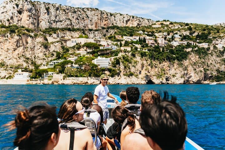Excursion en bateau secrète sur la Riviera vers la Grotte Mala depuis Nice — photo 3