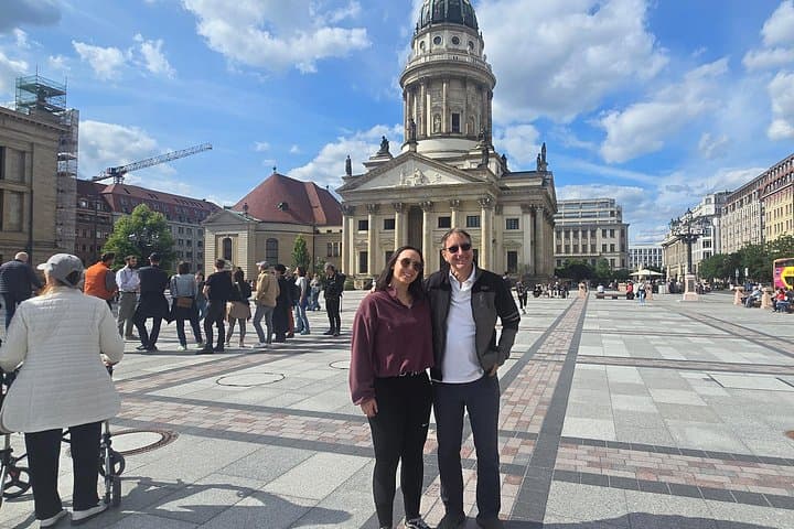 Berlin VIP TOUR - Private Bustour mit Chauffeur und Guide — Foto 5