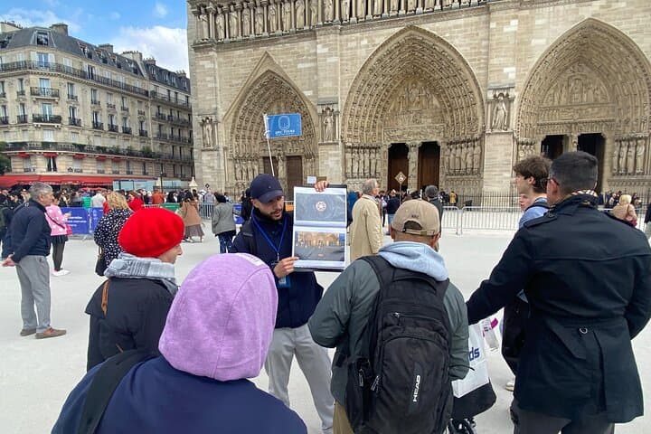 Geführte Tour durch die Kathedrale Notre-Dame mit Zugang — Foto 2