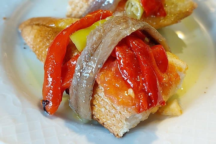 Visite des Pintxos à San Sebastian dans le quartier Centro — photo 2