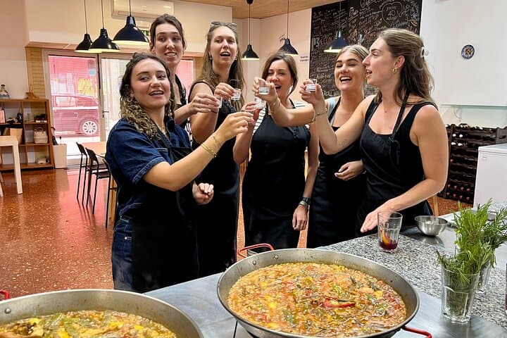 Cours de cuisine de paella et atelier de sangria à Valence — photo 1