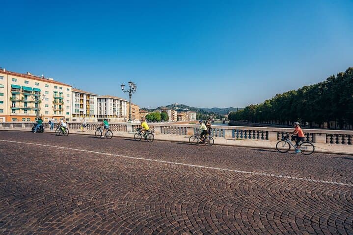 Tour en e-bike por Verona: centro de la ciudad y vistas panorámicas — foto 4
