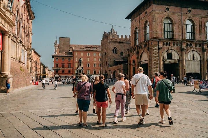 Bologna Stadtführung mit Aussicht von den Türmen und Archiginnasio