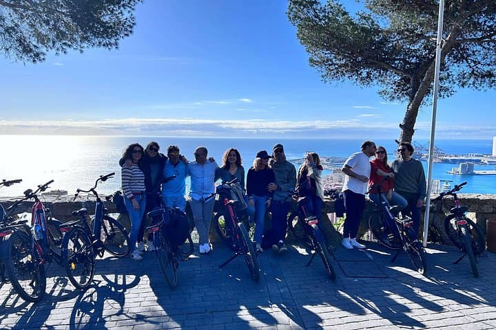 Visite guidée en vélo électrique à Malaga — photo 5