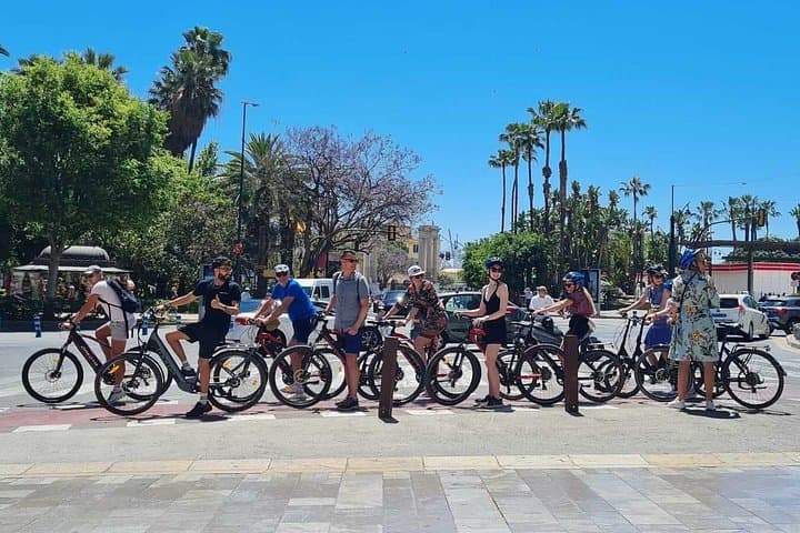 Visite guidée en vélo électrique à Malaga — photo 2