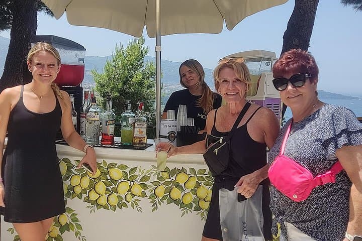 Trasferimento privato da Amalfi a Napoli — foto 4