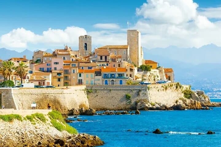 Visite de Saint Paul de Vence, Antibes et Cannes en Renault E-Tech — photo 4