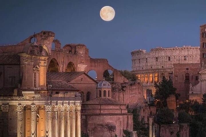 Visita al Tramonto e Notturna in Golf Cart a Roma — foto 4