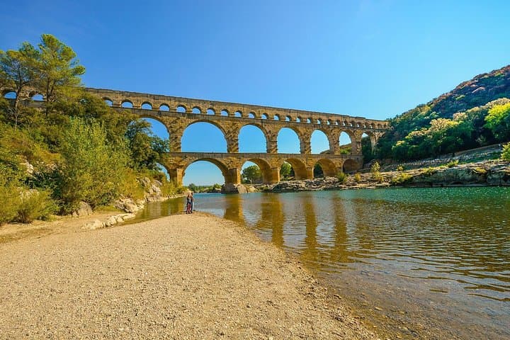Private Tour in Avignon und Pont du Gard