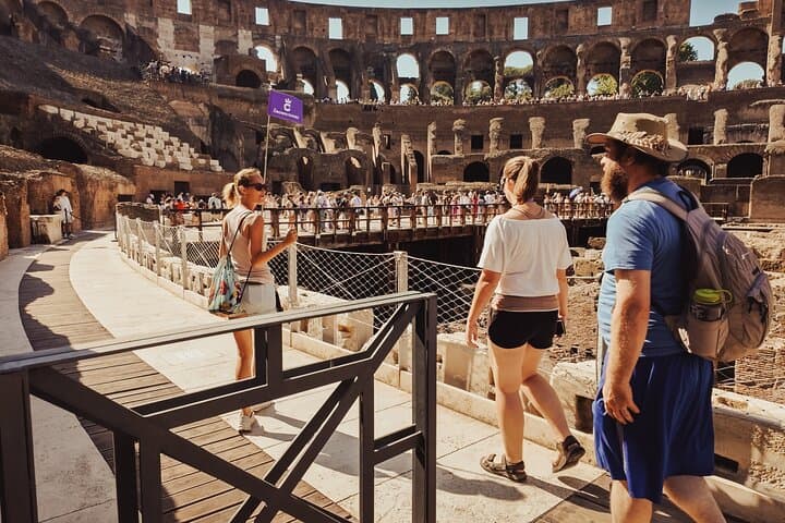 Colosseum Arena Floor, Roman Forum & Palatine Hill Tour — Foto 3