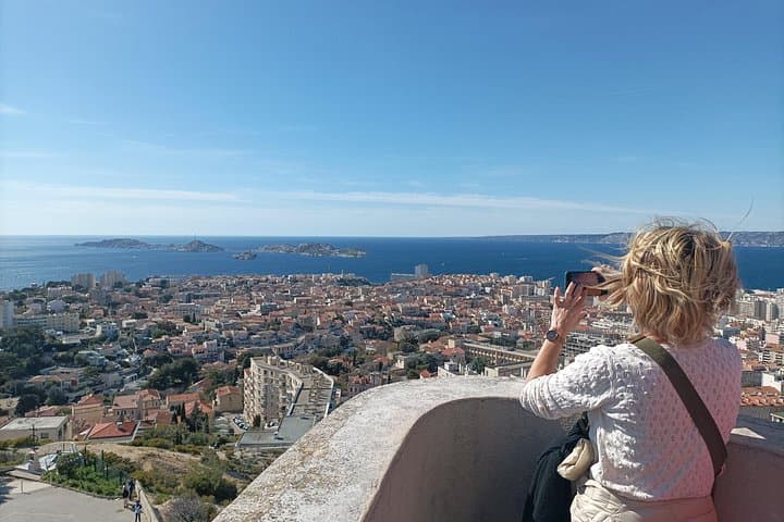 Privater Rundgang durch Marseille mit einem offiziellen Stadtführer — Foto 3
