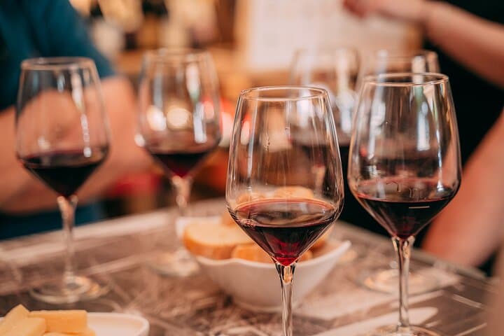 Dégustation de vin Amarone dans le centre-ville de Vérone — photo 3