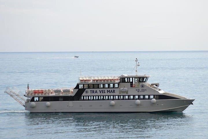 Ferry Tickets Between Amalfi and Positano
