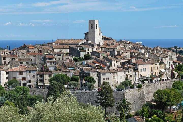 Excursión de un día a Grasse, Gourdon, Tourettes y Saint-Paul-de-Vence — foto 3