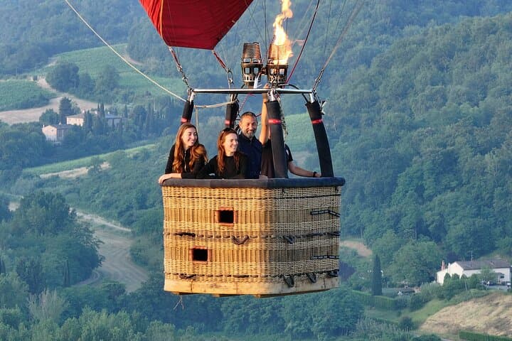 Volo in mongolfiera nella Valle del Chianti in Toscana — foto 4