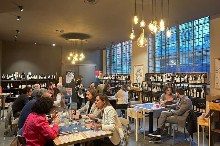 Dîner piémontais avec dégustation de vins locaux dans un winebar