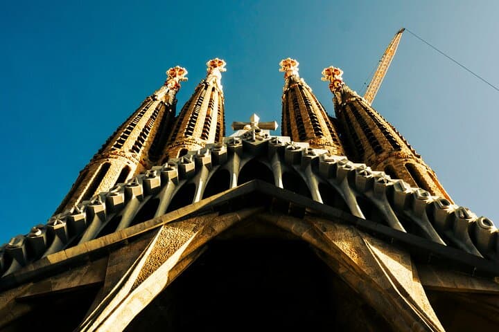 Barcelona: Sagrada Família, Gaudí & Süßigkeitenverkostung Tour