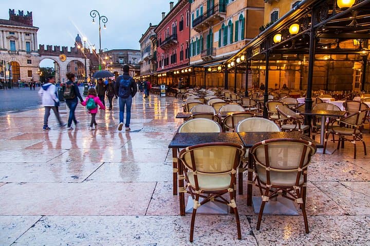 Atardecer en Verona: Tour de Vinos y Aperitivos — foto 5