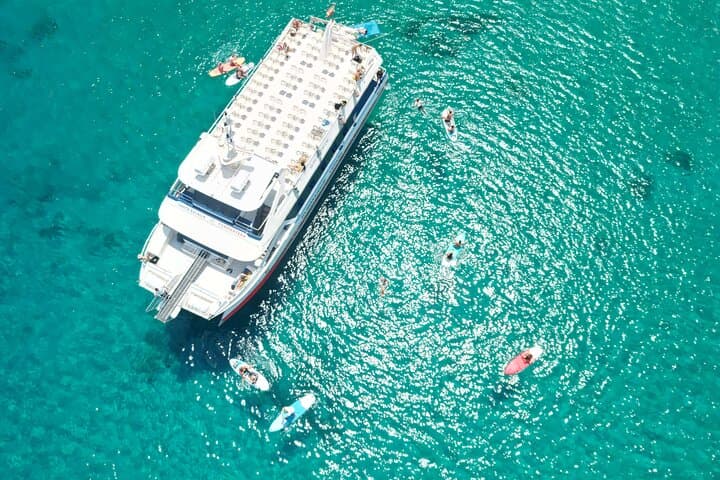 Bootstour-Erlebnis auf Formentera mit Schnorcheln und Mittagessen
