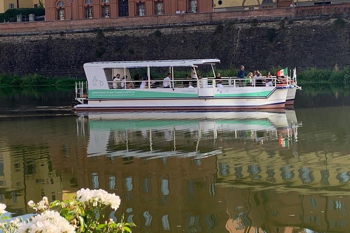 Crucero por el río Arno en Florencia — foto 3