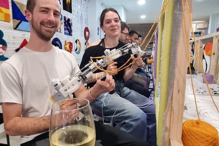 Tufting-Workshop: Gestalte Deinen eigenen Teppich in Valencia — Foto 2