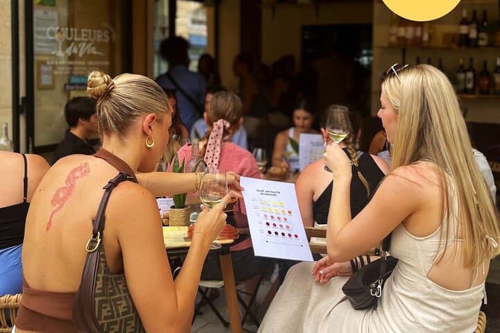 Bordeaux Stadtführung auf Englisch mit einem Glas Wein — Foto 2
