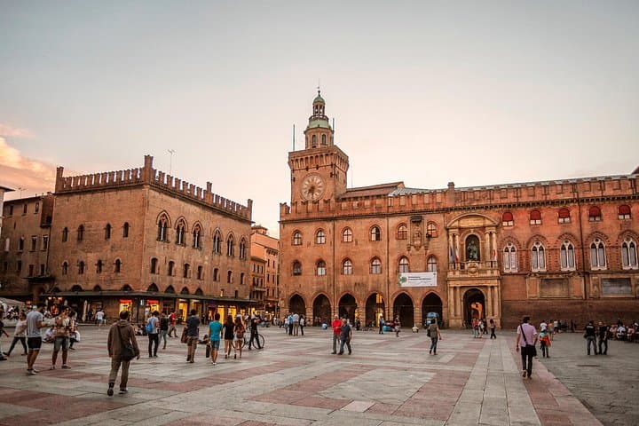 Bolonia: Tour a pie en grupo reducido — foto 4