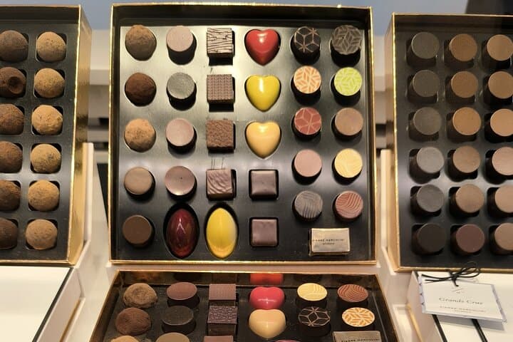 Schokoladentour durch Saint-Germain mit Gebäck und Macarons — Foto 4