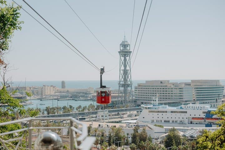 Barcelona an einem Tag: Sagrada, Park Güell, Altstadt & Seilbahn — Foto 2