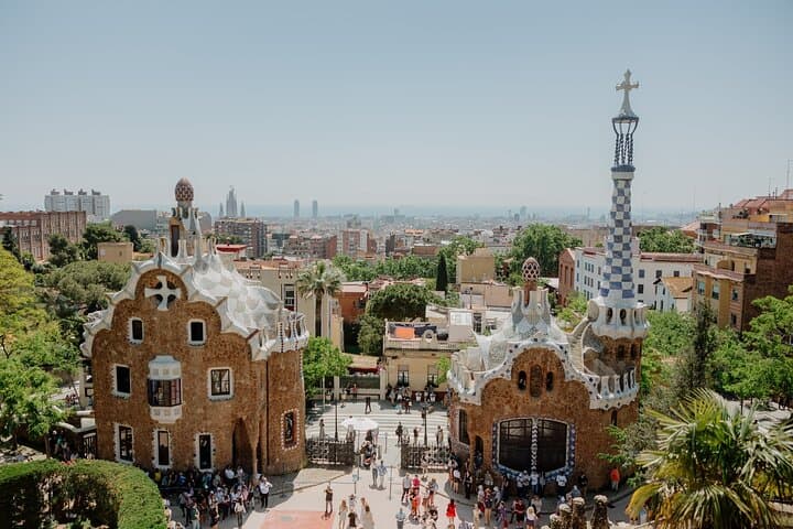 Barcelona an einem Tag: Sagrada, Park Güell, Altstadt & Seilbahn
